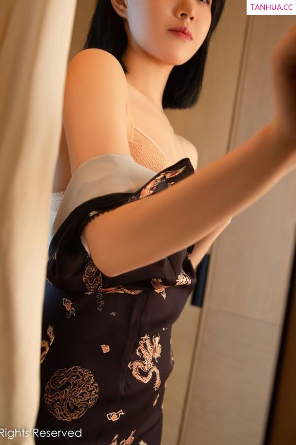 一颗甜蛋黄a  [XiuRen]高清写真图 2021.12.14 No.4334 一颗甜蛋黄a第23张图片